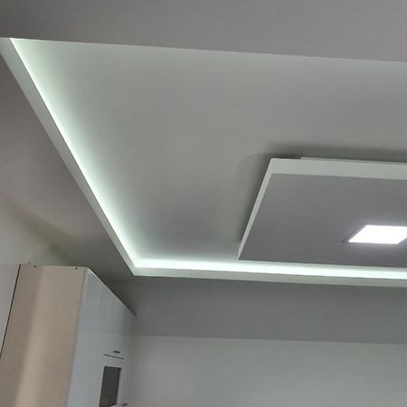 Apartman Tolosi 2 พอดโกริกา ภายนอก รูปภาพ
