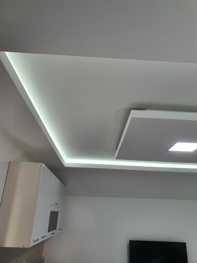 Apartman Tolosi 2 พอดโกริกา ภายนอก รูปภาพ